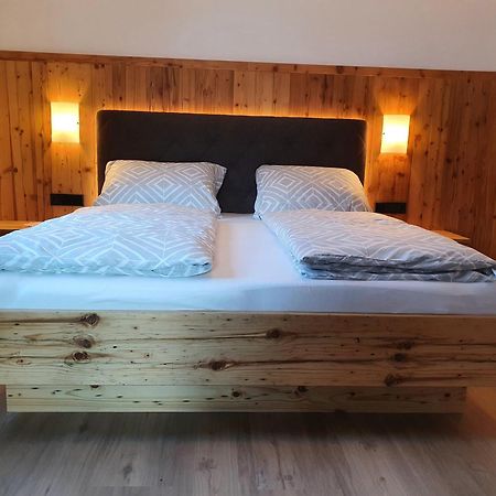 צל אם צילר Ferienwohnung Kroell חדר תמונה
